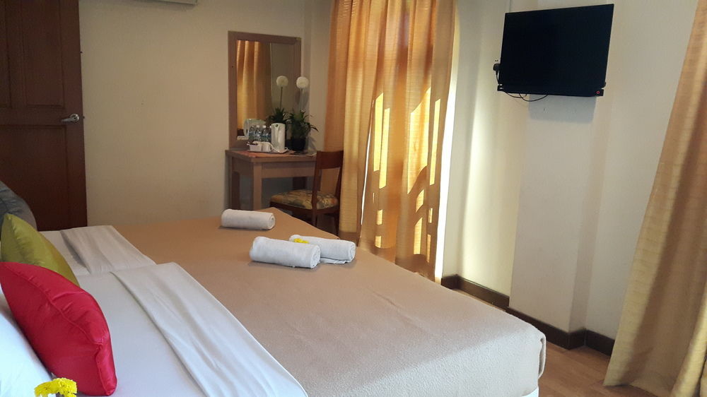 Oyo 1149 Feringghi Hotel Batu Feringgi Dış mekan fotoğraf